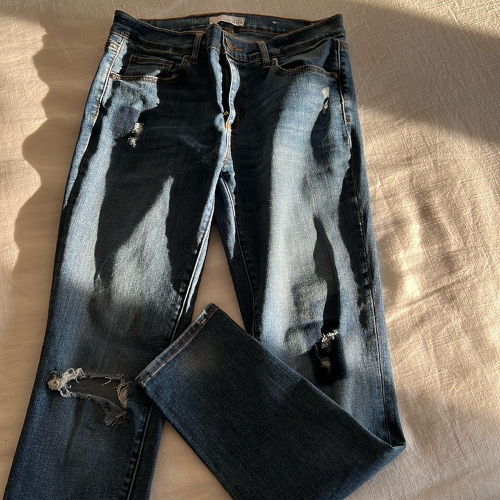 Ann Taylor Modern Skinny jean mild distress medium wash size 28